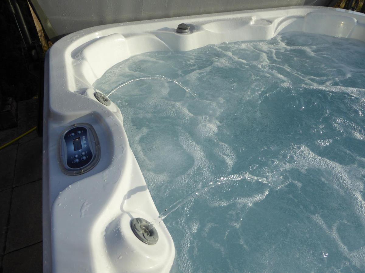 South View Country House Sleeps 12 - Hot Tub - Views Henley-in-Arden Extérieur photo
