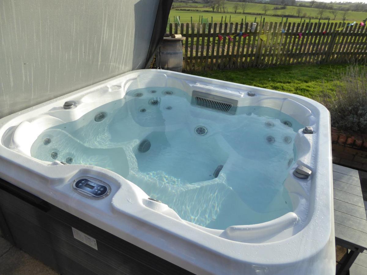 South View Country House Sleeps 12 - Hot Tub - Views Henley-in-Arden Extérieur photo