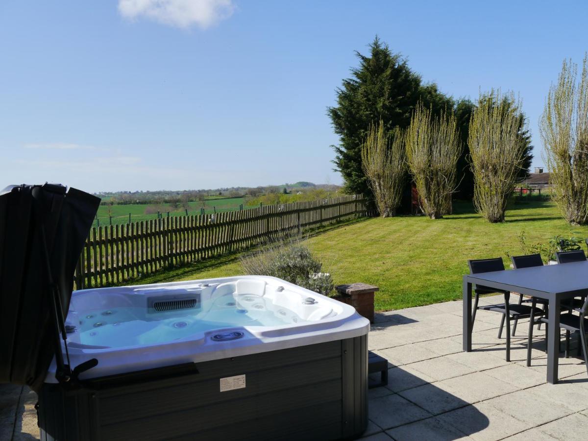 South View Country House Sleeps 12 - Hot Tub - Views Henley-in-Arden Extérieur photo