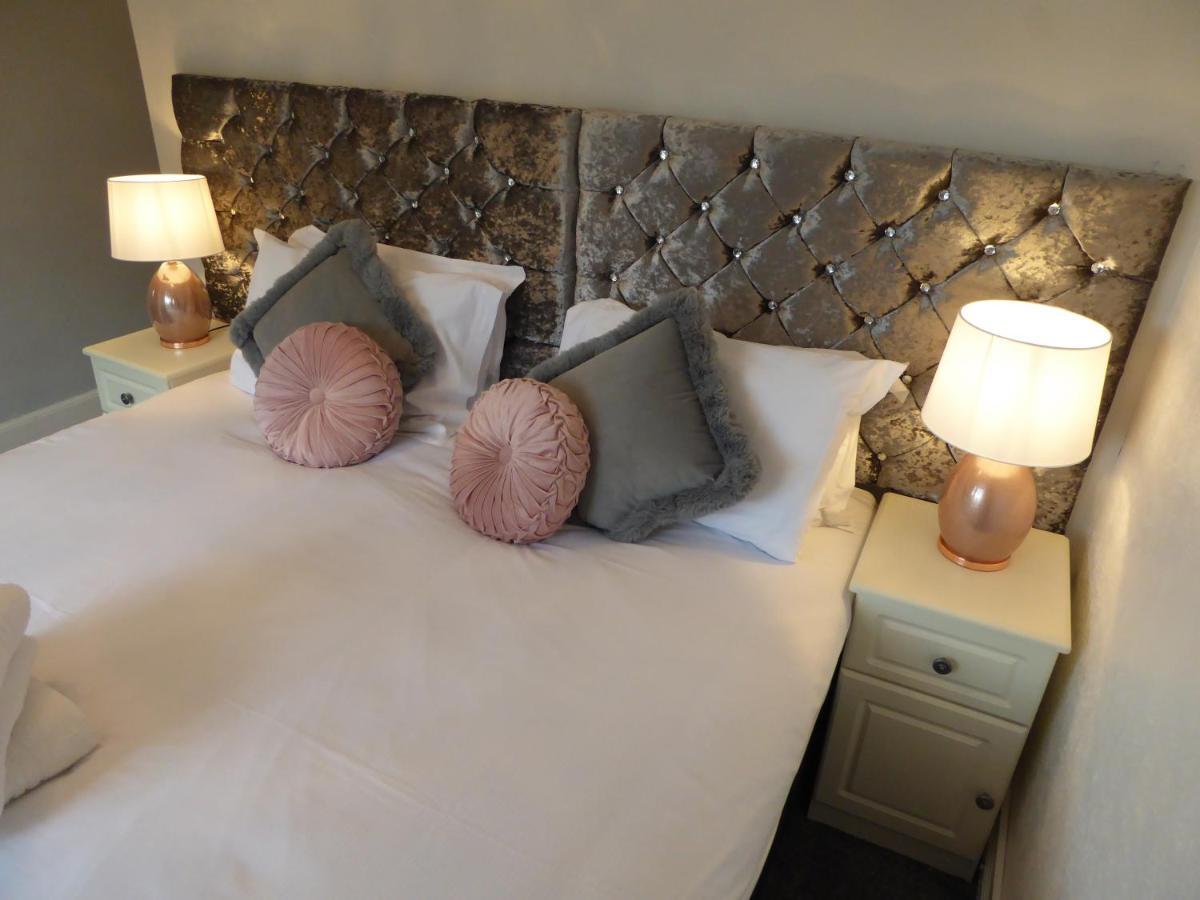 South View Country House Sleeps 12 - Hot Tub - Views Henley-in-Arden Extérieur photo